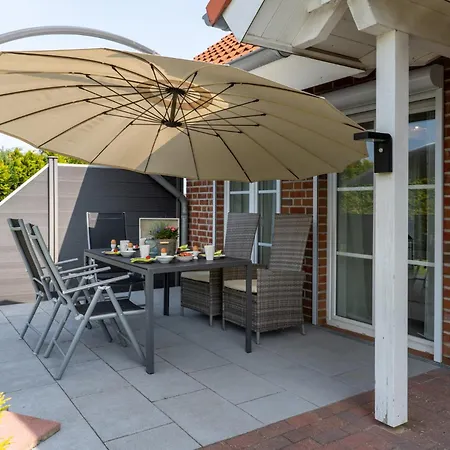 Ostseecharme Mit Sauna U Garten Heiligenhafen